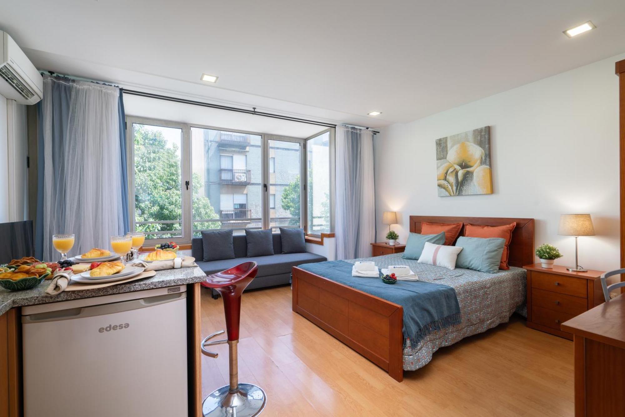 Host Wise - Bright Quiet Flats - Prime Location Lejlighed Porto Eksteriør billede
